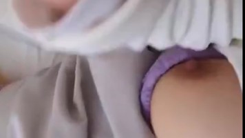 Pegawai Bank Di Ewe Di Hotel