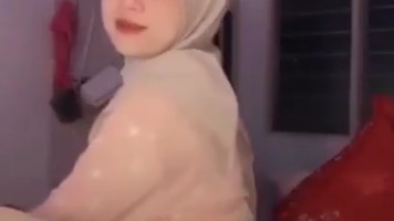 Kak Putri Nungging Bikin Sange Pascol