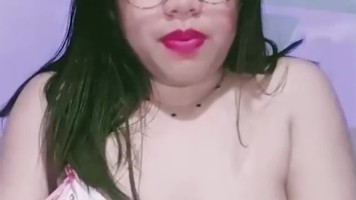 Host Susu Jumbo Basah Putput Gemoy