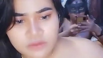 Rifarda Show Omek Telanjang Berduet